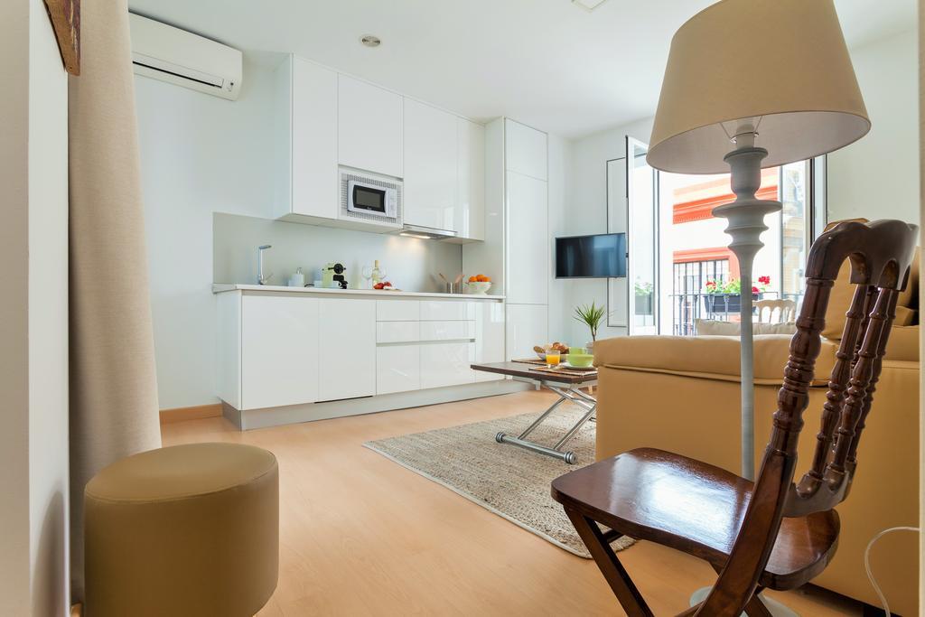 Hostly Acetres 1B-2B Center-Fibre-Conmunal Terrace-Parking Optional เซบีญา ภายนอก รูปภาพ