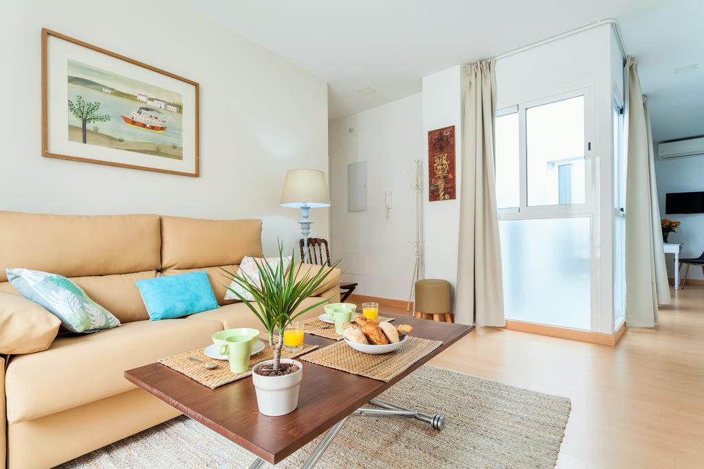 Hostly Acetres 1B-2B Center-Fibre-Conmunal Terrace-Parking Optional เซบีญา ภายนอก รูปภาพ